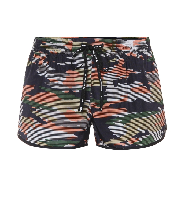 Camouflage sport shorts