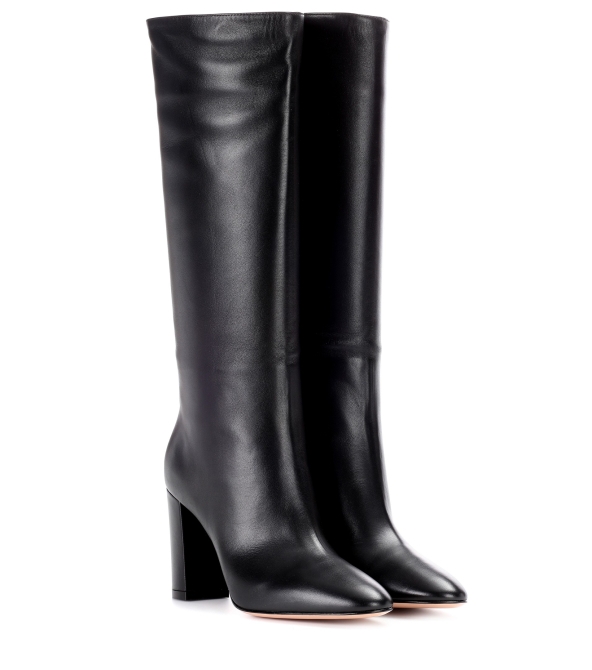 High leather boots with hills