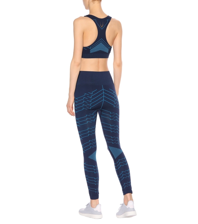 Blue printed sport bra and leggings